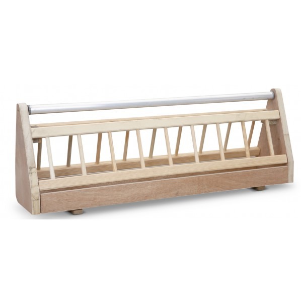 Wooden feeder with metal rollerbar - open